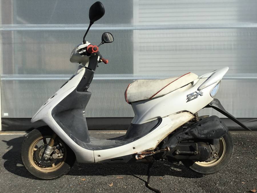 引取限定】HONDA AF35 Dio ZX エンジン不動 販売証明書有 カギ 引取限定】HONDA AF35 Dio ZX エンジン不動 販売証明書有 カギ