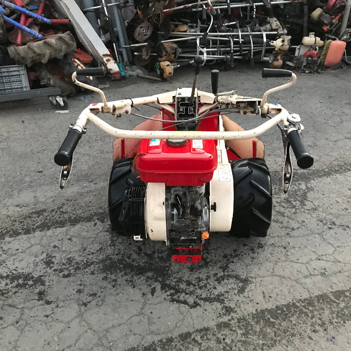 ヤンマー YANMAR YRM820 自走式草刈機 牧草モア 最大出力7.0PS ヤンマー YANMAR YRM820 自走式草刈機 牧草モア 最大出力7.0PS