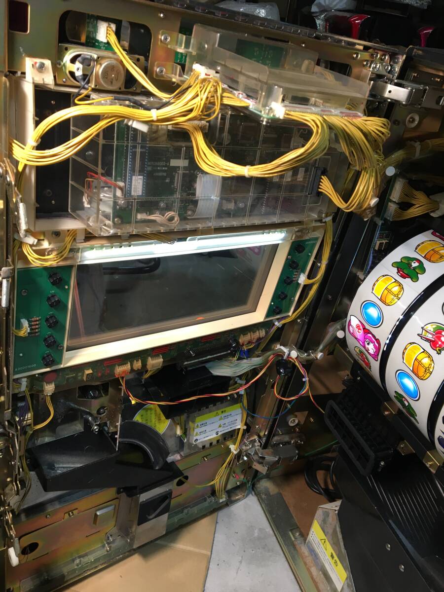 パチスロ 実機 大都技研 4号機 吉宗 ヨシムネS コイン不要機 ドアキー 設定キー 家庭用電源 スロット リールLED綺麗！(パチスロ実機)｜売買されたオークション情報、Yahoo!オークション(旧ヤフオク!)  の商品情報をアーカイブ公開 - オークファン（aucfan.com）