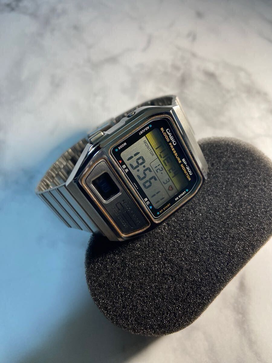 美品 90's rare CASIO BP-300 BLOOD PRESSURE MONITOR 新品電池 美品 90's rare CASIO BP-300 BLOOD PRESSURE MONITOR 新品電池