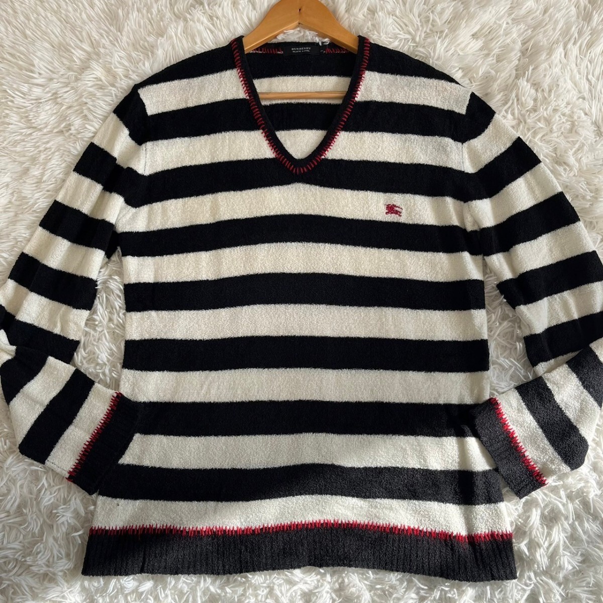 極美品 Lサイズ 冬向け バーバリーブラックレーベル ニットセーター ボーダー ナイト刺繍 Vネック BURBERRY BLACK LABEL 