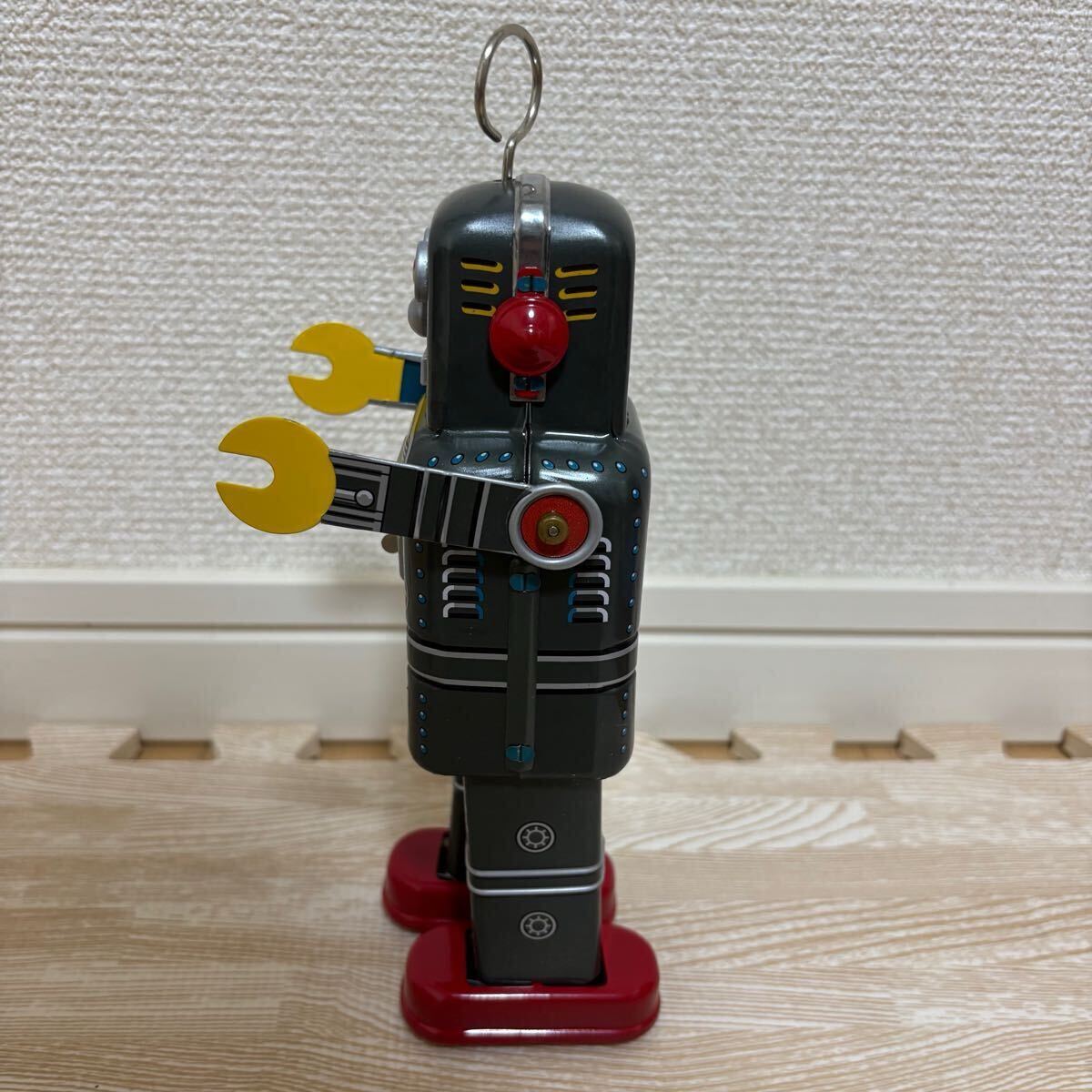 今だけ値下げ!ブリキ ゼンマイ式 MS274 ブラック ロボット 今だけ値下げ!ブリキ ゼンマイ式 MS274 ブラック ロボット 今