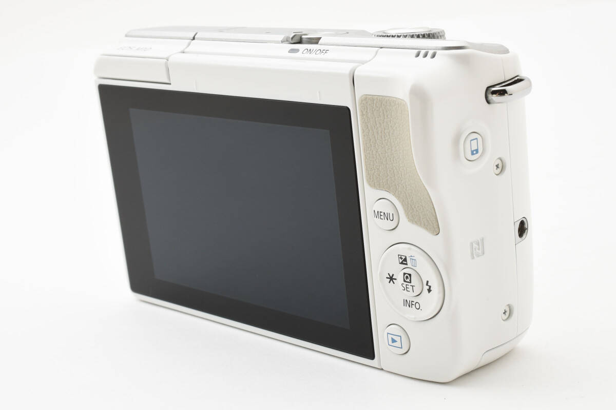 美品 Canon Eos M10 ミラーレス デジタルカメラボディ ホワイト