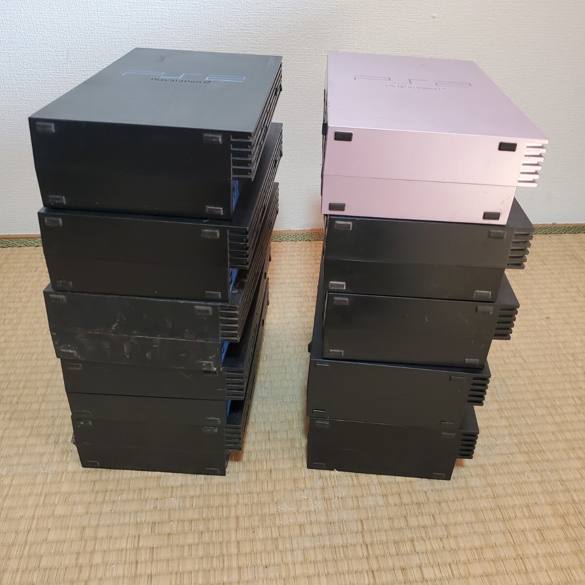 PS2 本体 プレステ2 30000 39000 10000 50000番 シルバー PS2 本体 プレステ2 30000 39000 10000 50000番 シルバー