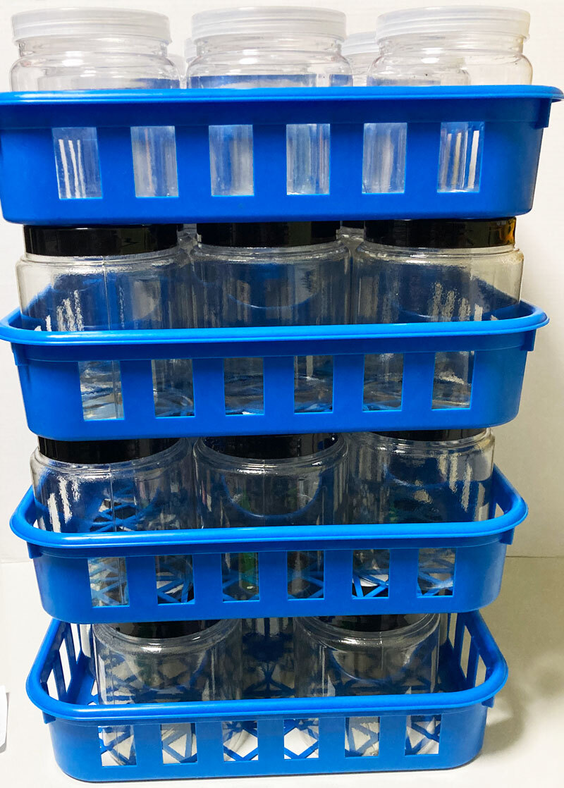 ◆中古 クリアボトル1500mlｘ9本・ブロー容器1500mlｘ24本 菌糸ビン 透明ボトルコンテナ 4個セット◆ブリードルーム カブクワ飼育の定番！
