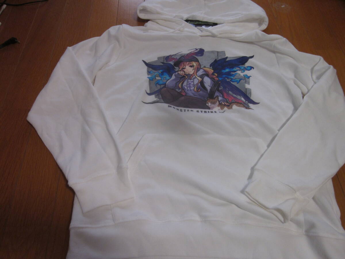 新品☆モンスターストライクのストリートルシファーのトレーナー☆サイズM_画像1