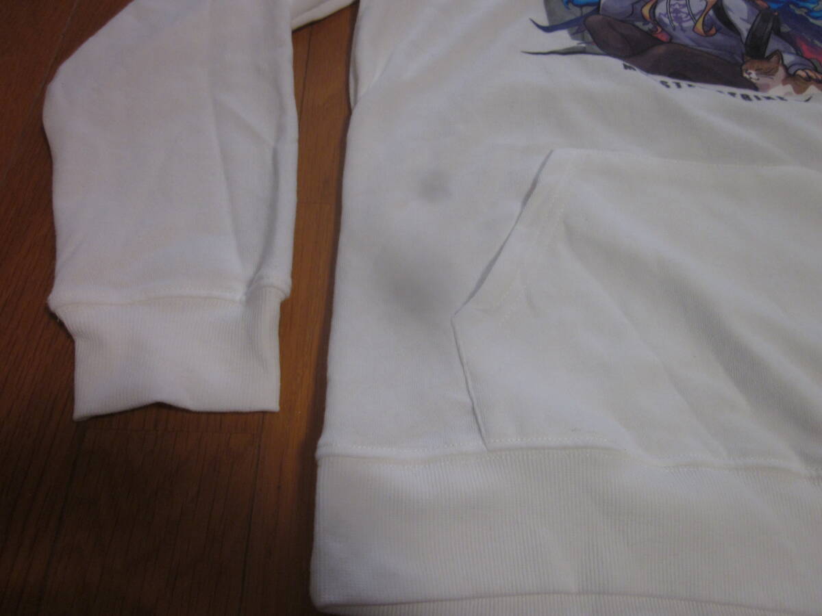 新品☆モンスターストライクのストリートルシファーのトレーナー☆サイズM_画像3