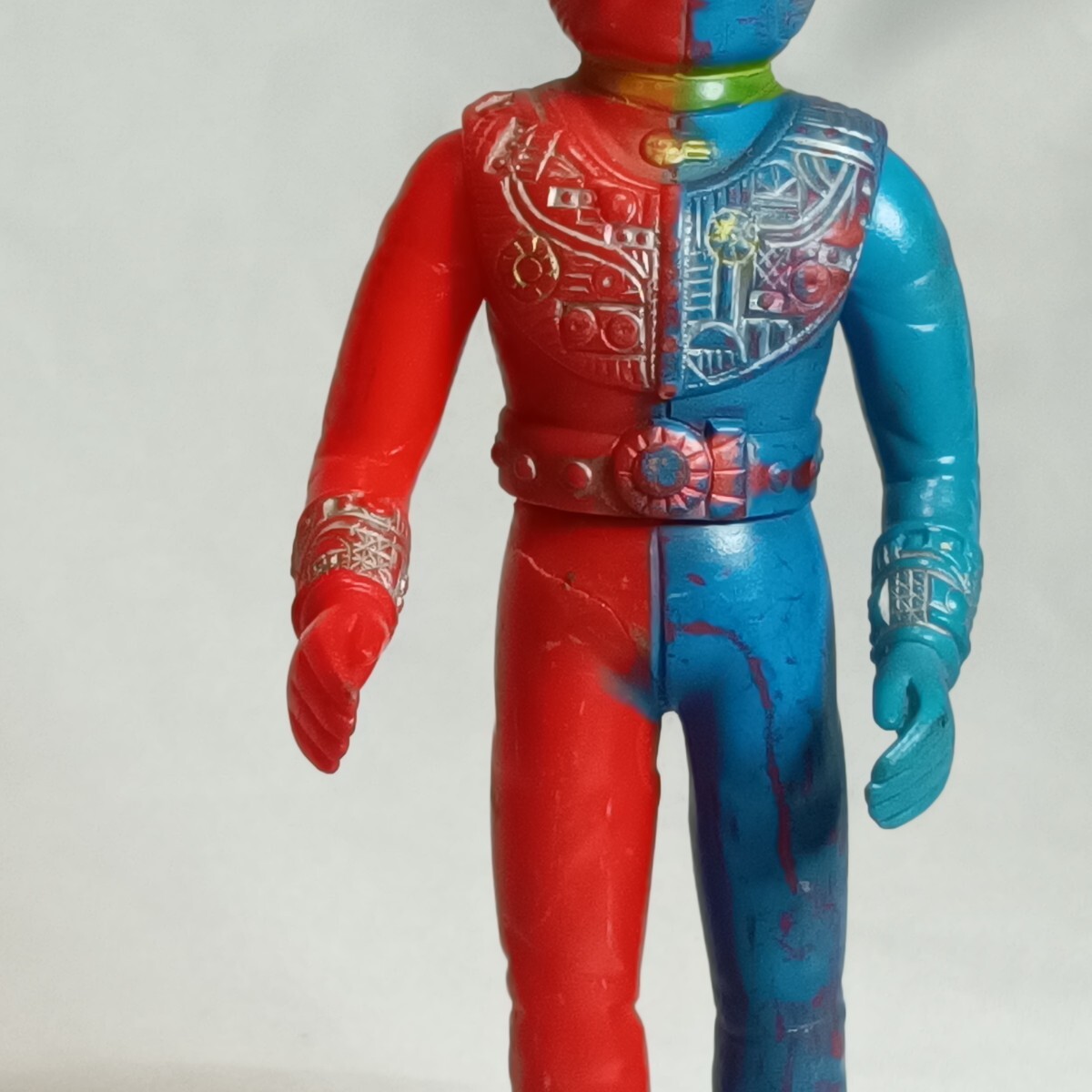 6120円 ポピー ヒーロー ソフビ 「キカイダー01」 当時物 落書き 6120円 ポピー ヒーロー ソフビ 「キカイダー01」 当時物 落書き