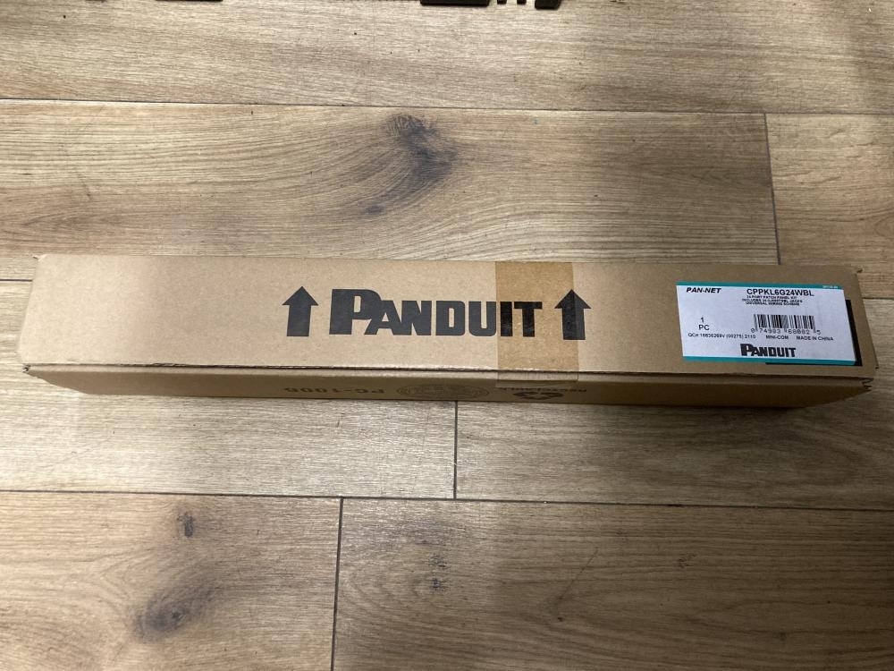 020♪未使用品・即決価格♪PANDUIT パンドウィット 24ポート 020♪未使用品・即決価格♪PANDUIT パンドウィット 24ポート