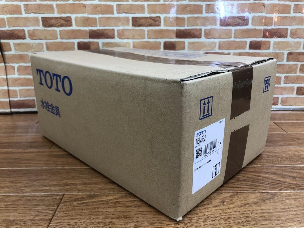 003☆未使用品☆TOTO 壁付自動水栓（サーモ、AC100V、光電センサー埋込形） TEN582