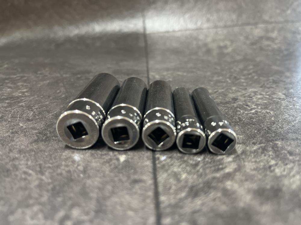 スナップオン 3/8 1/4 ヘックスソケット 未使用未開封 9.5 6.5mm スナップオン 3/8 1/4 ヘックスソケット 未使用未開封 9.5 6.5mm