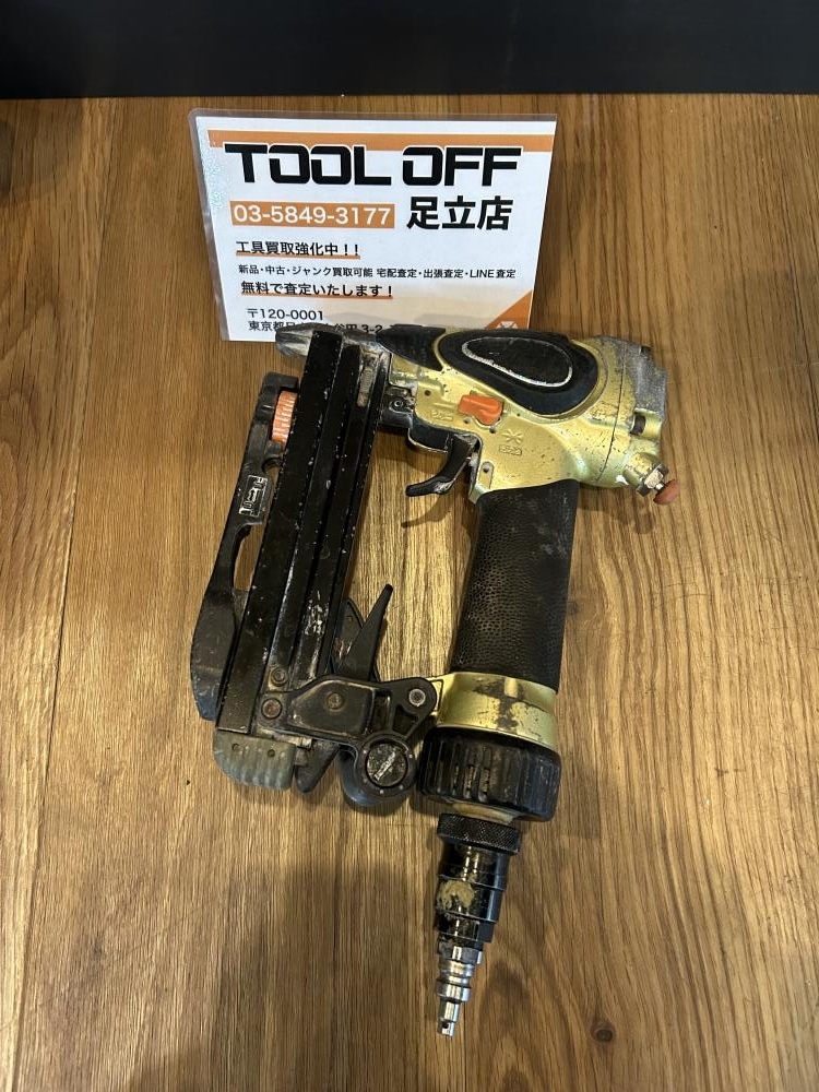 023◆おすすめ商品◆日立工機　HITACHI 高圧エアタッカ N2504HM　現状品 ライト電池なし