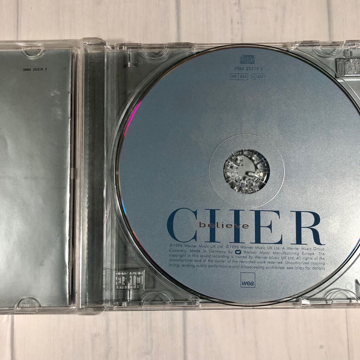 m1224 CD【 CHER / believe and strong enough 】