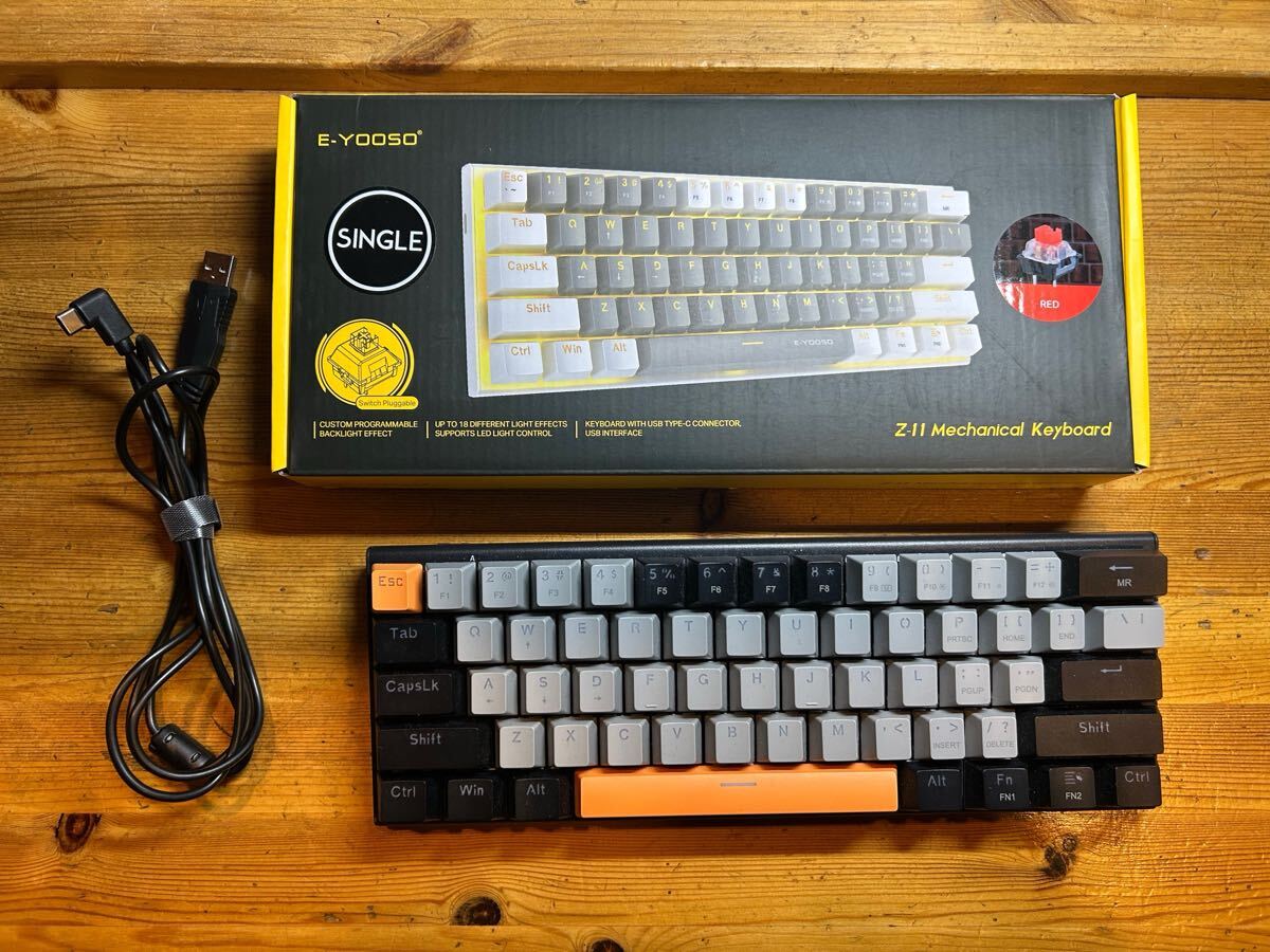 メカニカル　 ゲーミングキーボード　61キー　有線