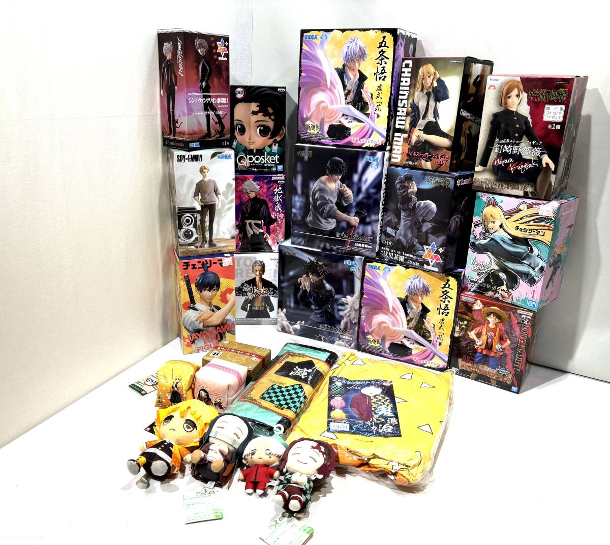 【未開封/140】【43-0018】アニメ フィギュア グッズ セット 東京リベンジャーズ スパイファミリー 鬼滅の刃 ONE PIECE 他
