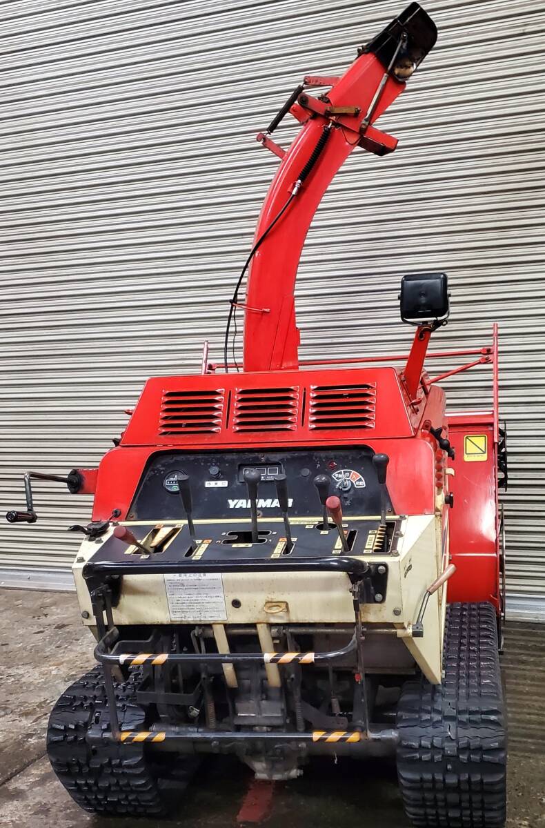 ヤンマー除雪機 YSR1300 ワドーOEM除雪機 ディーゼルエンジン ヤンマー除雪機 YSR1300 ワドーOEM除雪機 ディーゼルエンジン