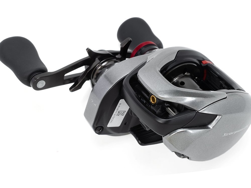 未使用 SHIMANO 21 スコーピオン DC 150 HG Right リール 未使用 SHIMANO 21 スコーピオン DC 150 HG Right リール