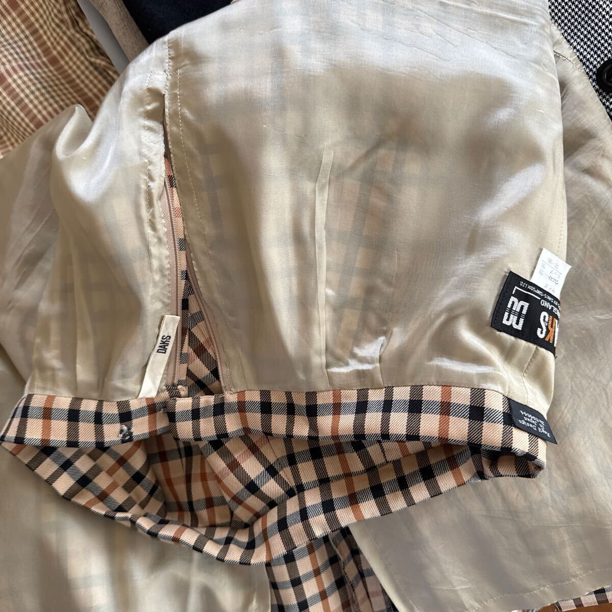 ダックスDAKSLENGLAND スカート チェック柄サイズ ウエスト 72 ヒツ 96 72-96 _画像9