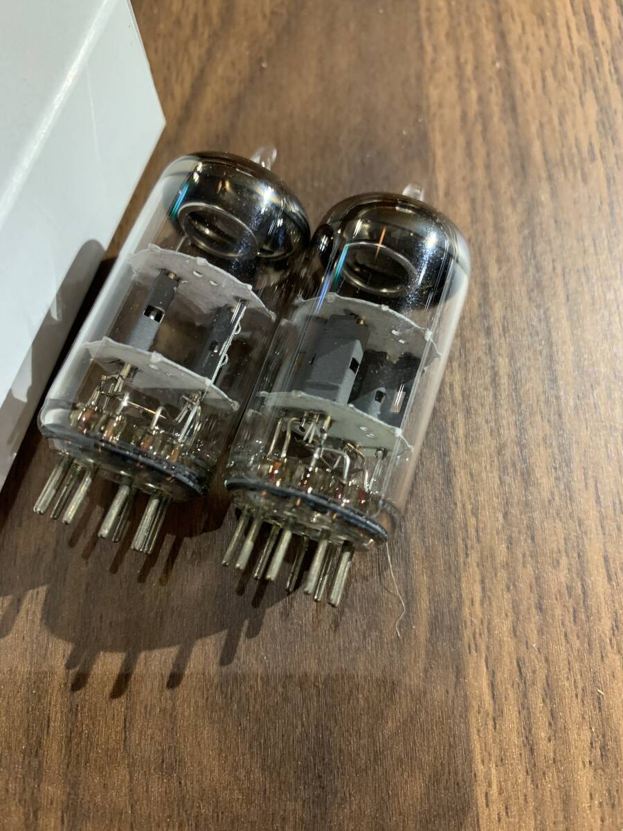 ECC81 TELEFUNKEN ダイヤマーク入り　訳有り　STRONG TUBE