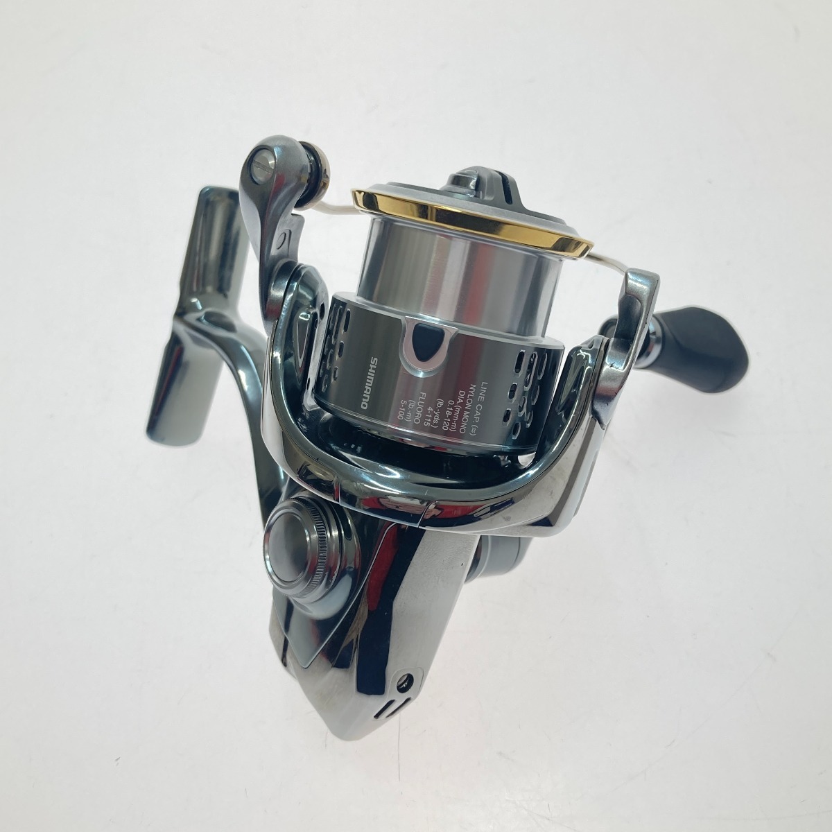 □□ SHIMANO シマノ 18ステラC2500SXG 04129 やや傷や汚れあり □□ SHIMANO シマノ 18ステラC2500SXG 04129 やや傷や汚れあり