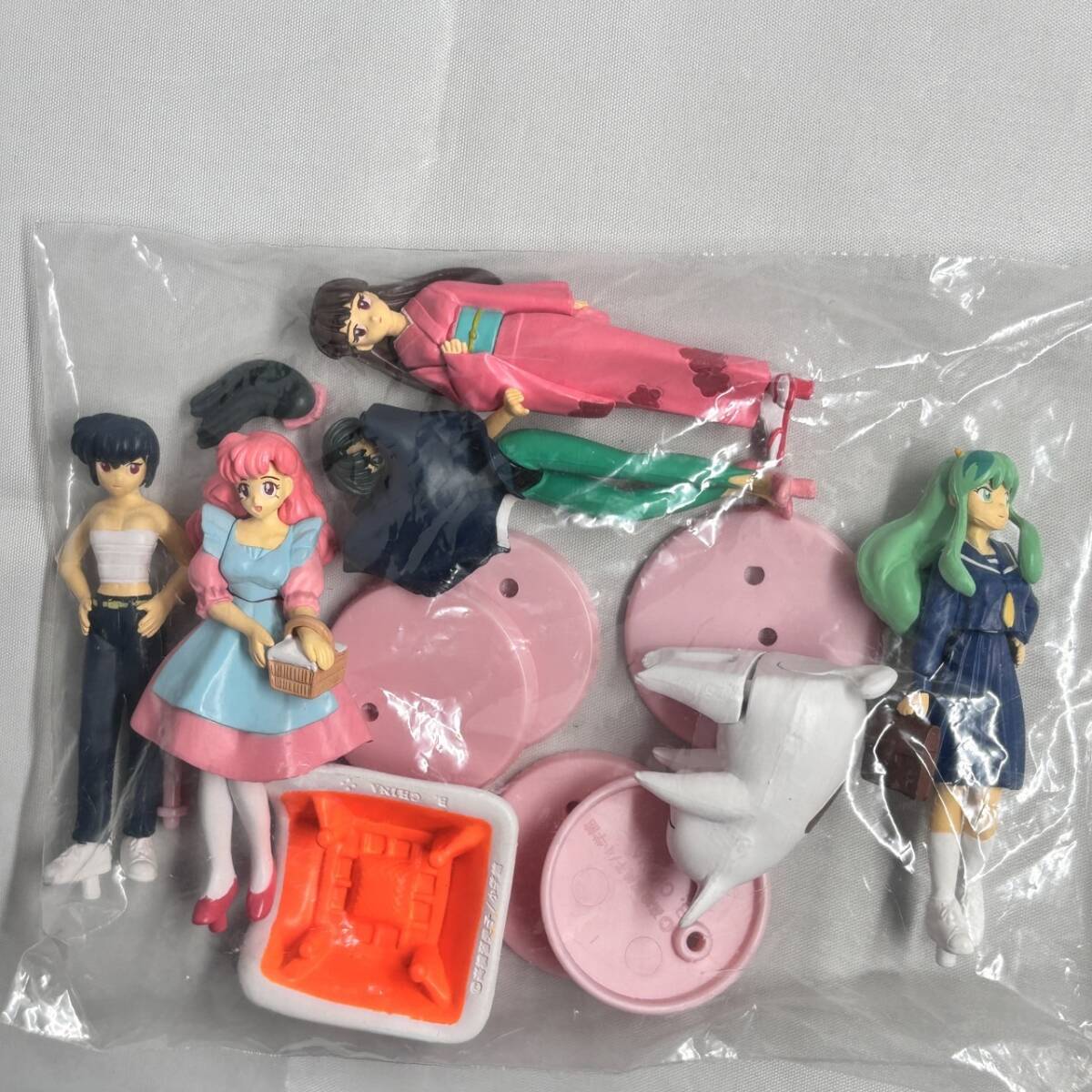 Bandai gashapon HG серии .-.. тяпка -.. Urusei Yatsura 6 вид + 2 7 вид + 3 6 вид все 19 вида комплект