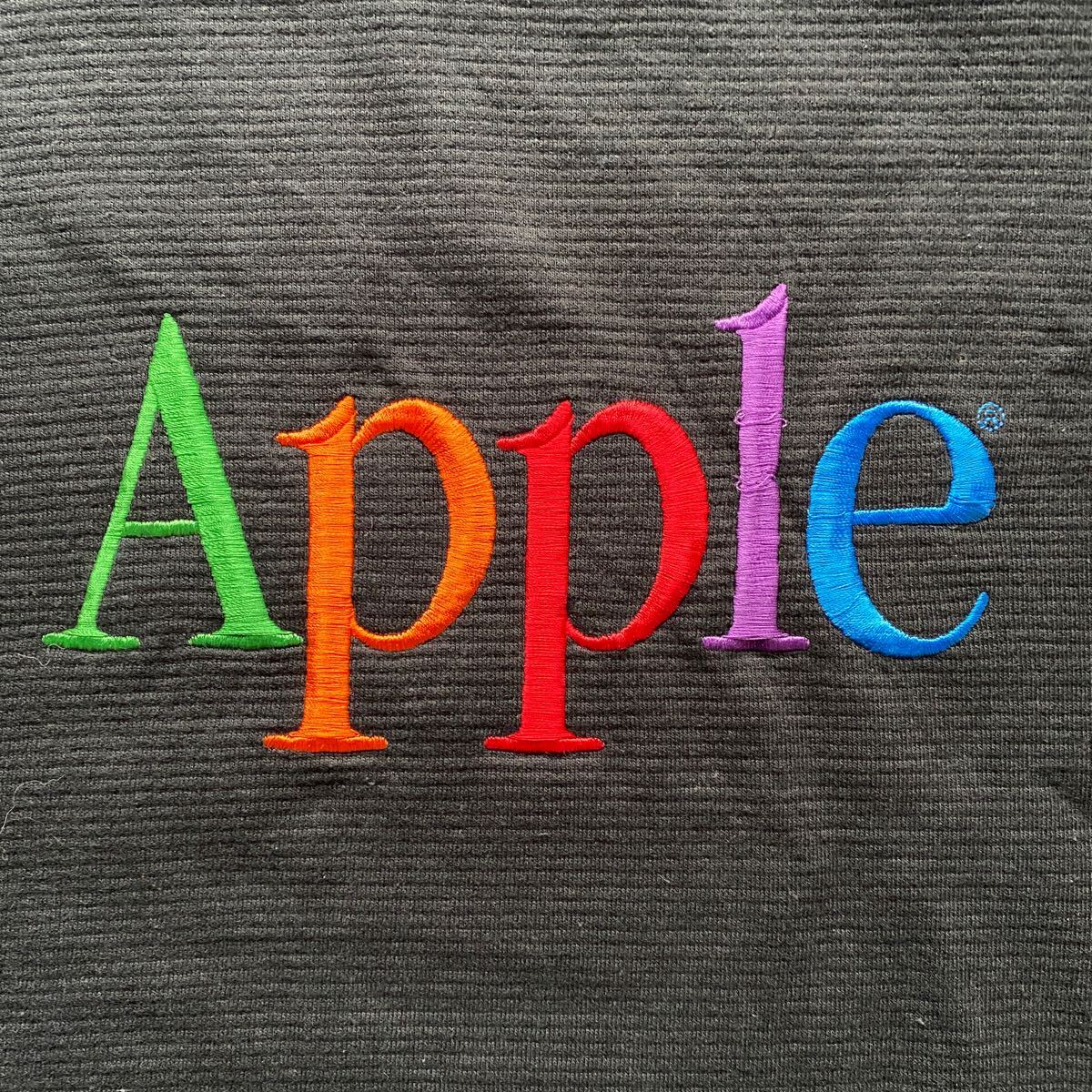 古着 90s Vintage Apple Computer Embroidered Text Logo 古着 90s Vintage Apple Computer Embroidered Text Logo