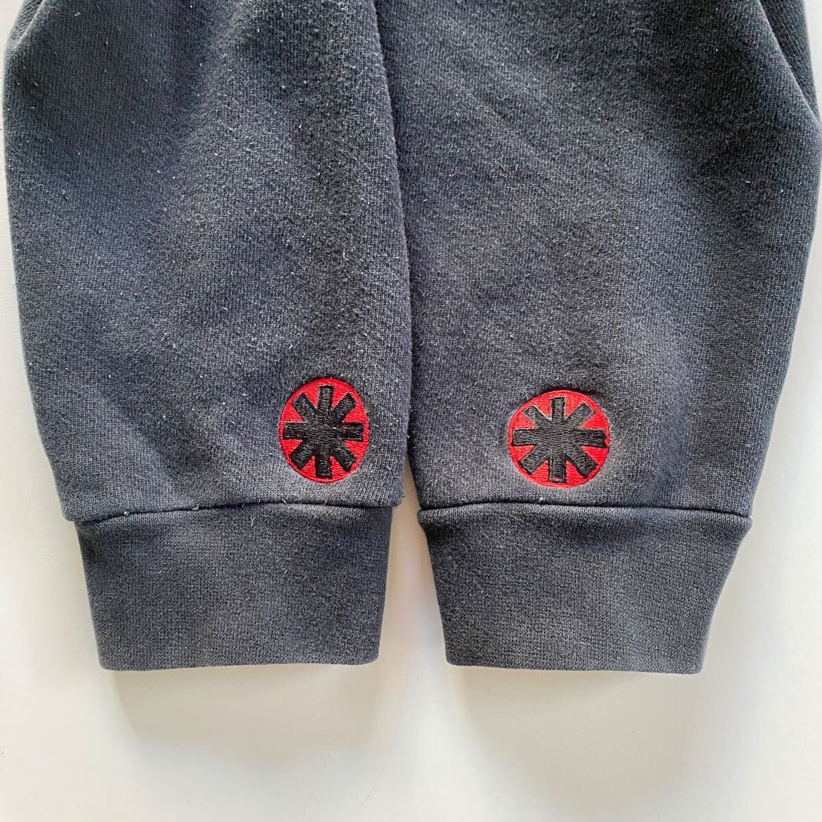 古着 90s Vintage Red Hot Chili Peppers RHCP Zip Up Hoodie M 古着 90s Vintage Red Hot Chili Peppers RHCP Zip Up Hoodie M