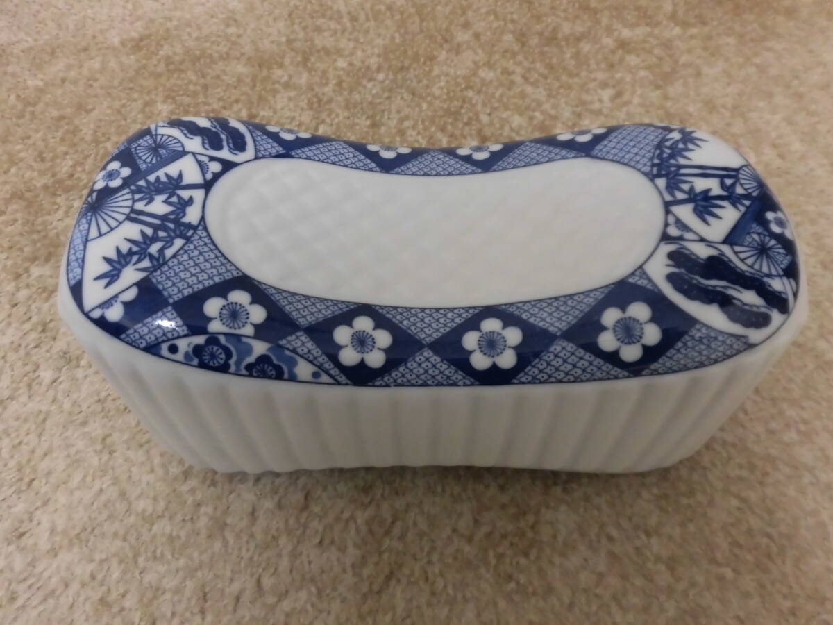 中古品 ★アンティーク　レトロ★陶器枕　陶器制　枕　陶枕　松竹梅　臺灣のお土産★1個(gè)　