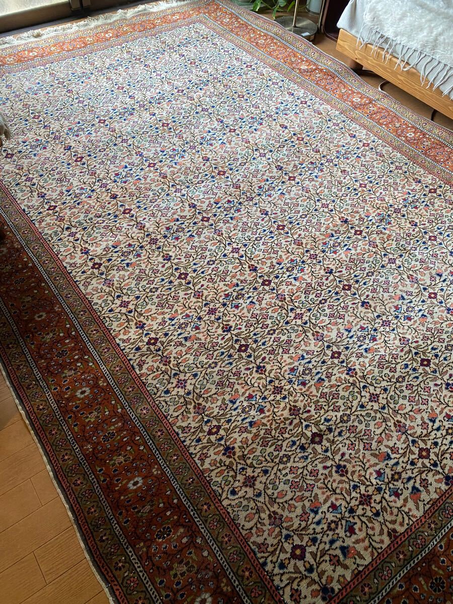 手織のトルコ絨毯!カイセリブンヤンフリンジ傷みの為 手織のトルコ絨毯!カイセリブンヤンフリンジ傷みの為