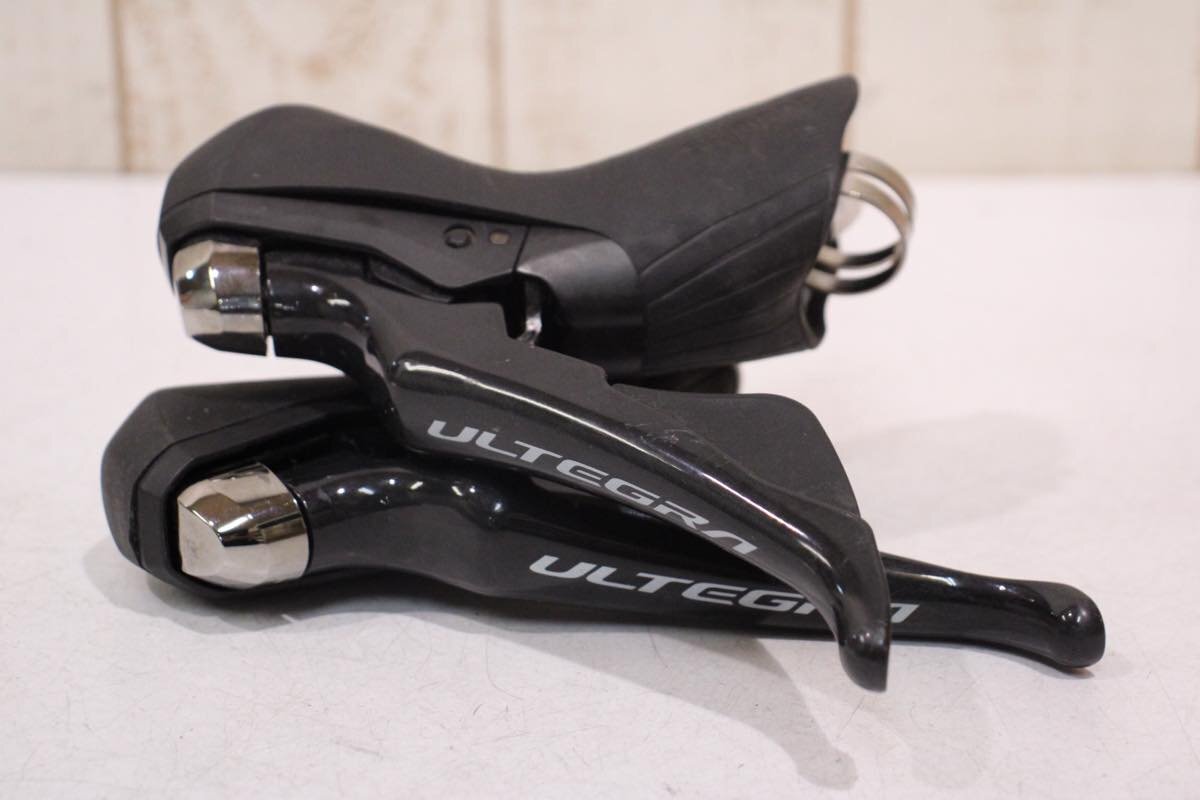 ●SHIMANO シマノ ST-R8020 ULTEGRA 機械式変速 油圧式ブレーキ STIレバー