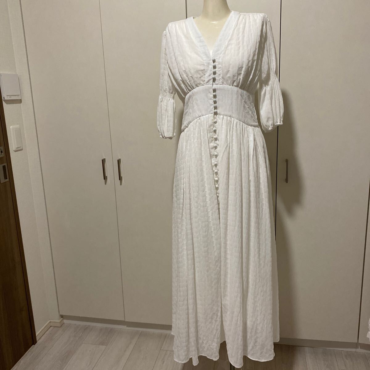 インポート新品ロングワンピース白S