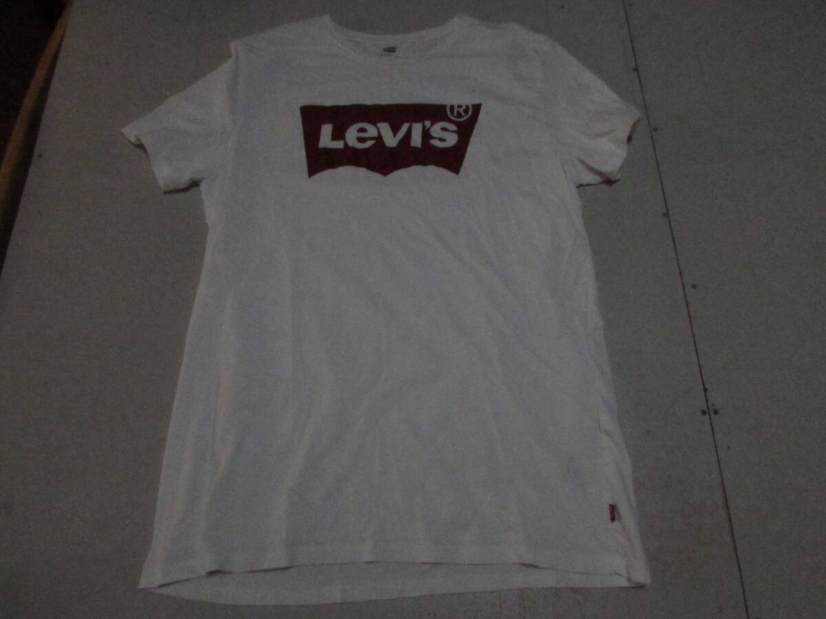 送料無料　241207　古着　リーバイス　半袖　Ｔシャツ　ホワイト　Ｌ
