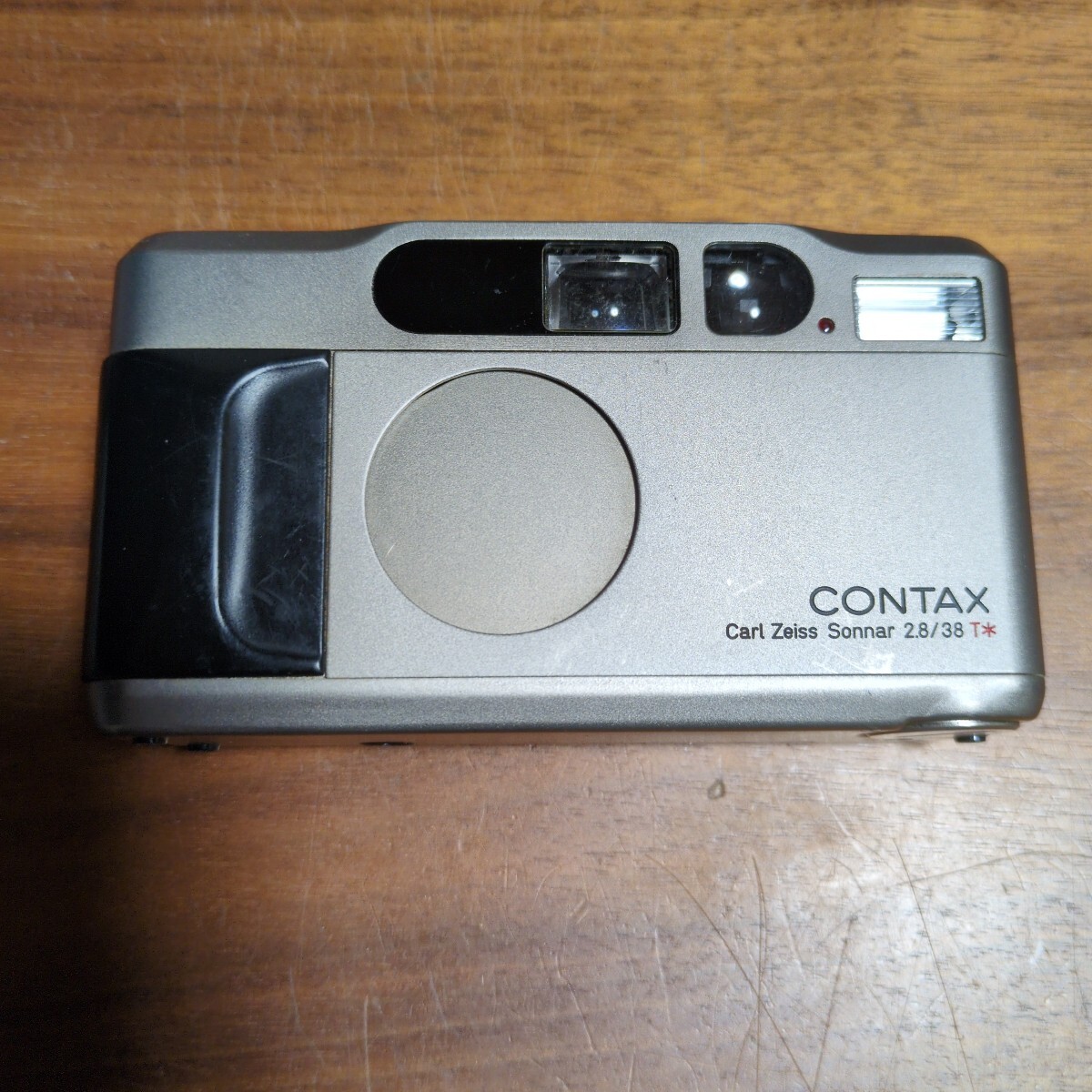 Yahoo!オークション - CONTAX T2 フィルムカメラ コンタックス Yahoo!オークション - CONTAX T2 フィルムカメラ コンタックス