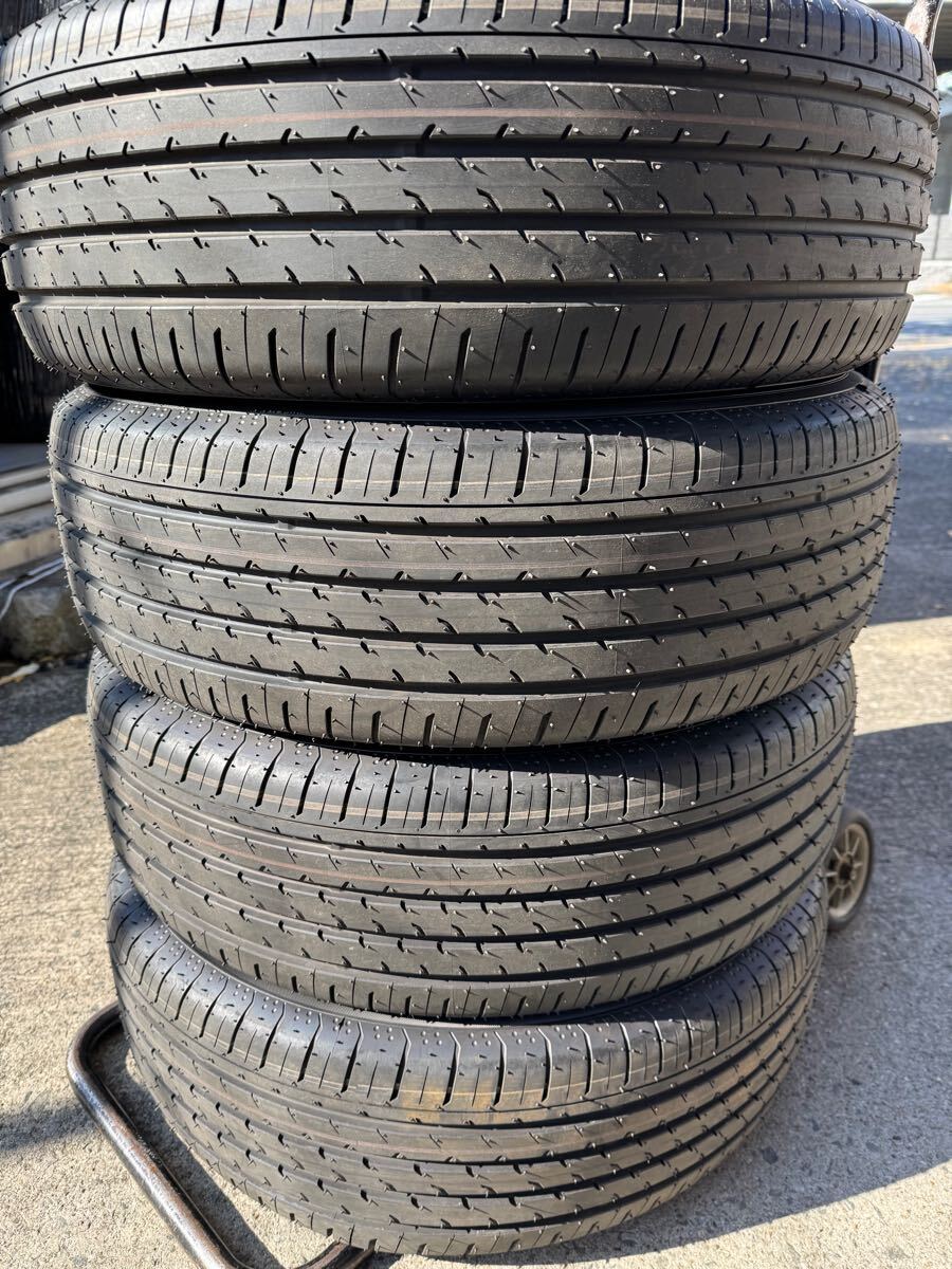 4本セット 225/65R17 102H ADVAN V03 ヨコハマタイヤ 2024年製 4本セット 225/65R17 102H ADVAN V03 ヨコハマタイヤ 2024年製