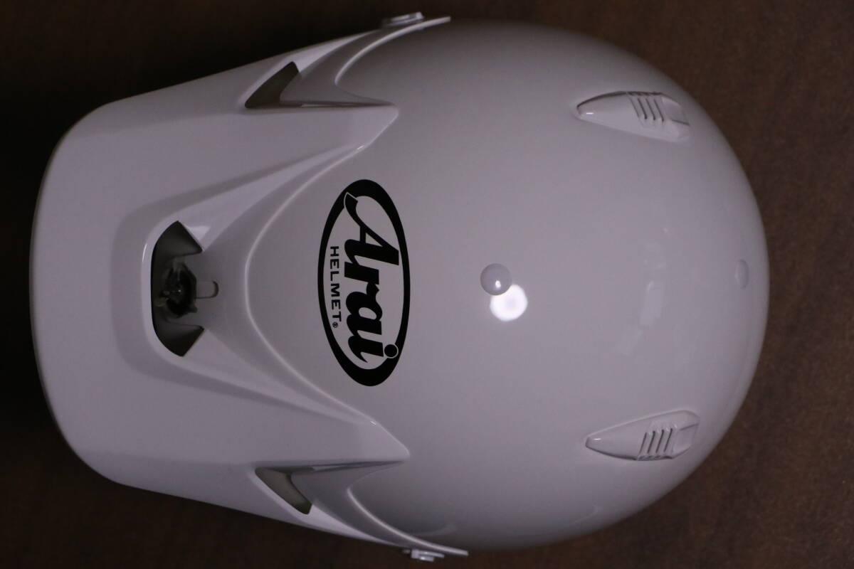 美品 ARAI HYPER-T SIZE 59-60 L ホワイト 中古 アライ ハイパー 美品 ARAI HYPER-T SIZE 59-60 L ホワイト 中古 アライ ハイパー