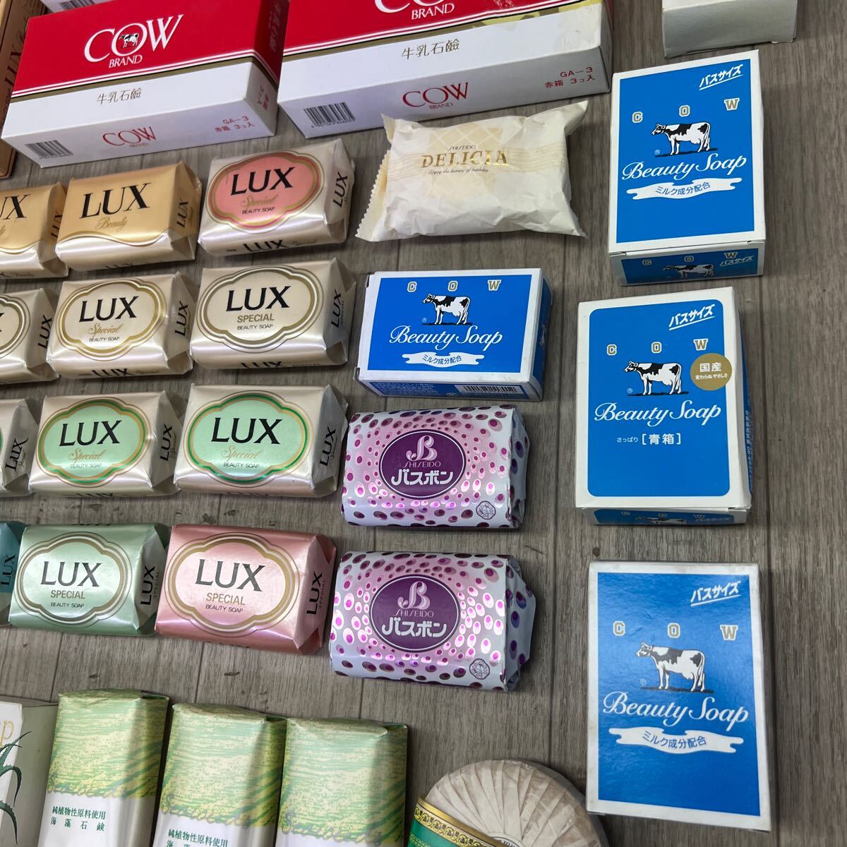 Yahoo!オークション - US241211 C-4 『未使用』資生堂 牛乳石鹸