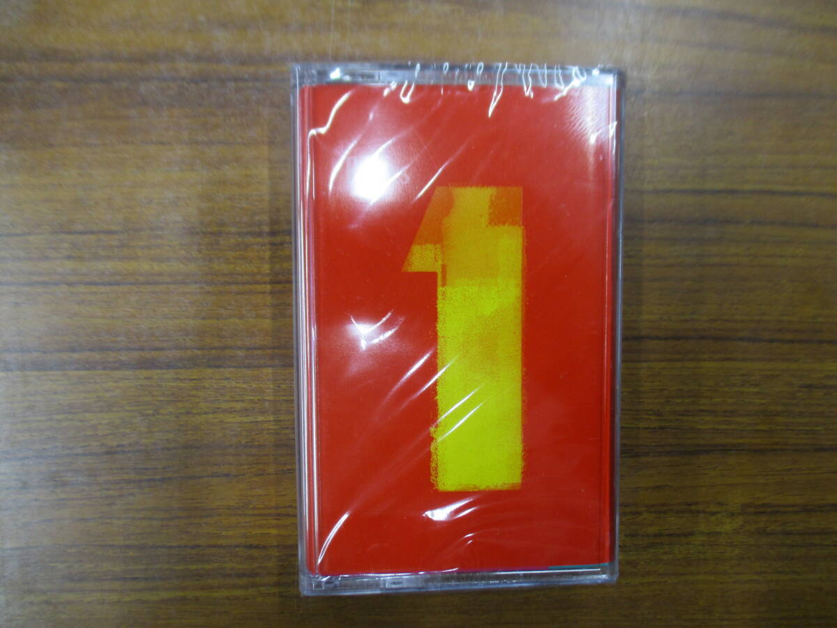 RS-6695【カセットテープ】未開封 EU版 / BEATLES 1 ビートルズ 7243 5 29325 4 2 cassette tape