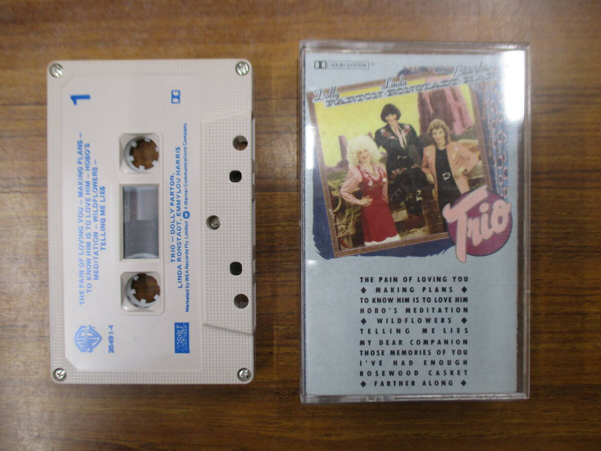 RS-6731【カセットテープ】輸入版 DOLLY PARTON, LINDA RONSTADT, EMMYLOU HARRIS TRIO ドリー・パートン、エミルー・ハリス cassette tape