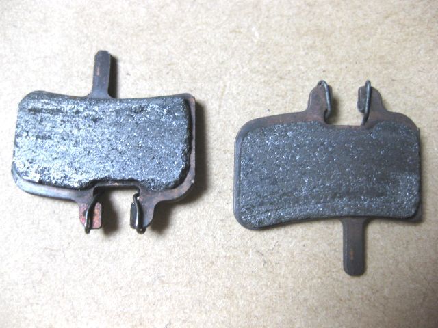 パッド表面?zhèn)取? align=
