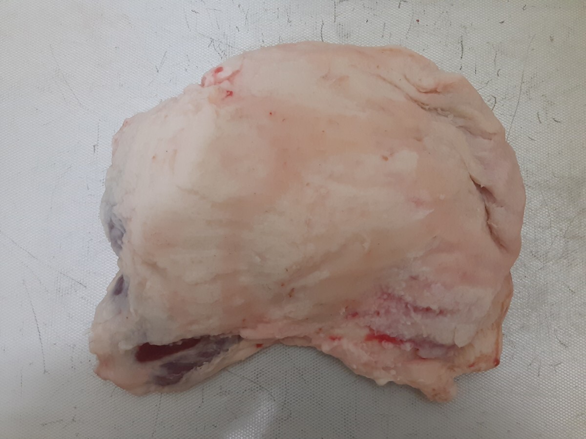 アナグマ肉　モモ肉　757g ジビエ　3 穴熊