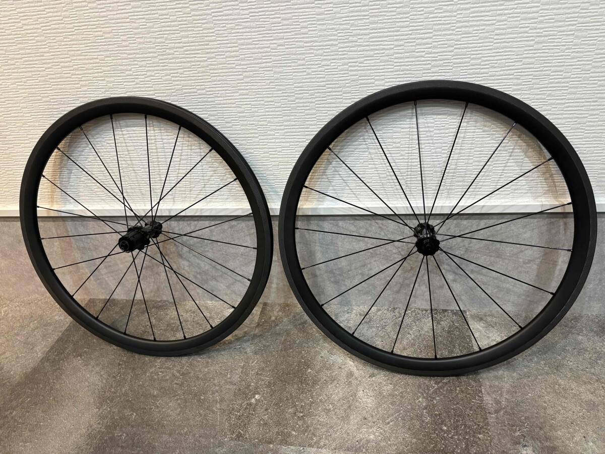 j393】 超軽量 24インチ 520 カーボンホイール 1070g ジュニア j393】 超軽量 24インチ 520 カーボンホイール 1070g ジュニア