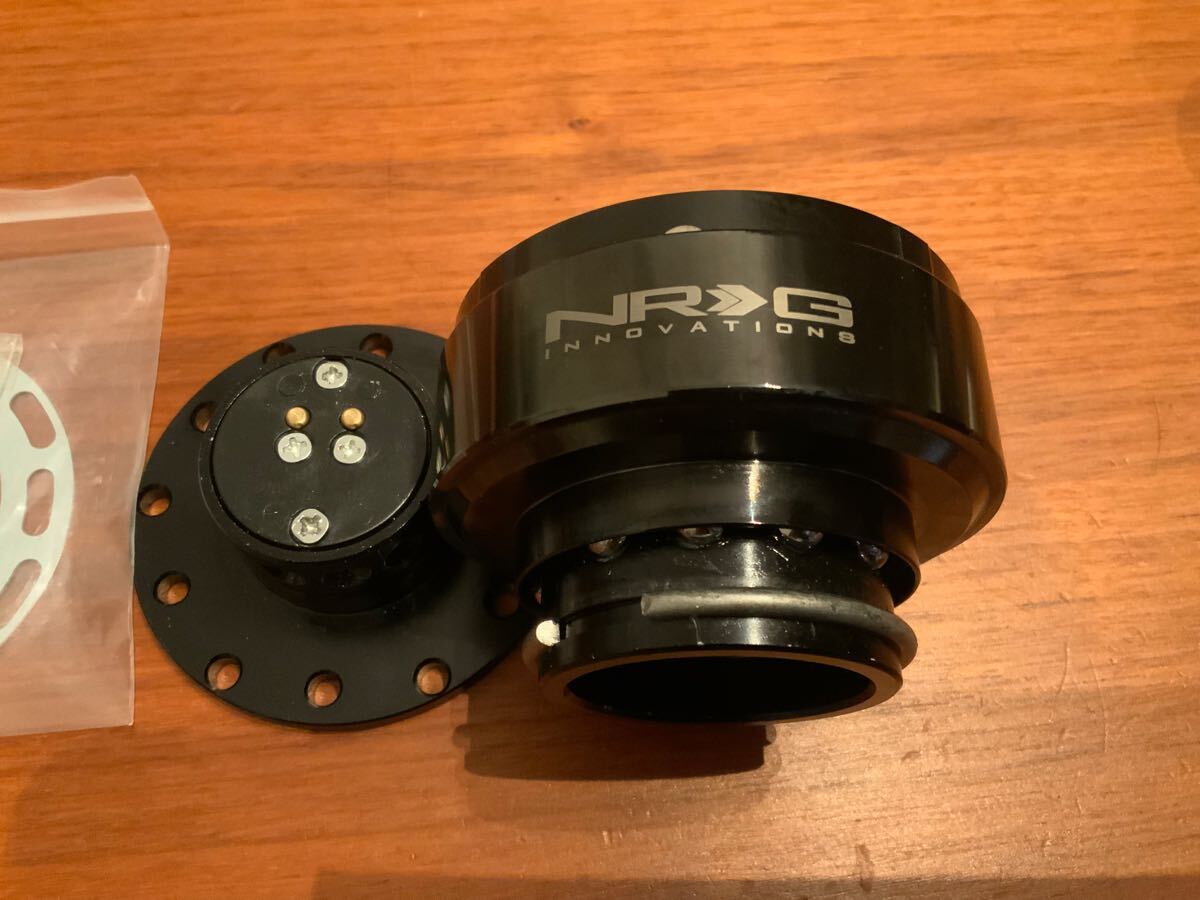 クイックリリース NRG ステアリング ボス 黒 ブラック レンチン クイックリリース NRG ステアリング ボス 黒 ブラック レンチン