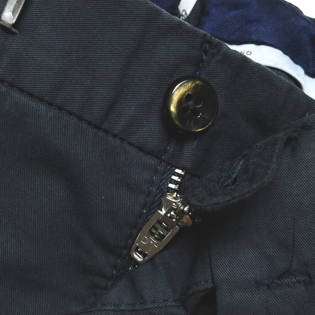 送料無(wú)料 未使用品 Pt Torino ◆ビジネス マスターフィット◆ 軽量ストレッチギャバジンのスラックス size46 (制品ウエスト81cm)