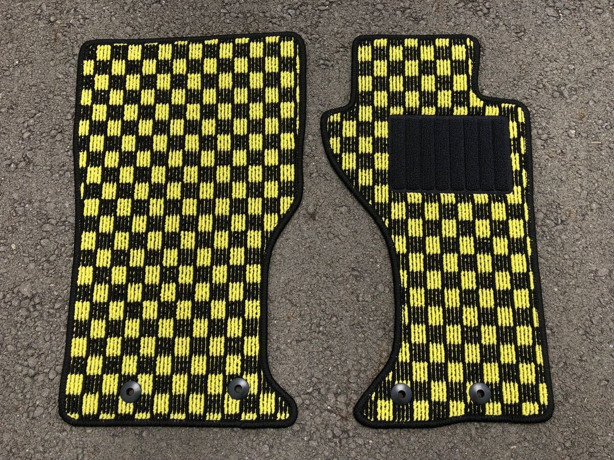■送料無料■マツダ ロードスター ND5RC チェックイエロー 黃黒 フロアマット カーマット 日本産 新品（年式：Ｈ２７年５月～現(xiàn)行）