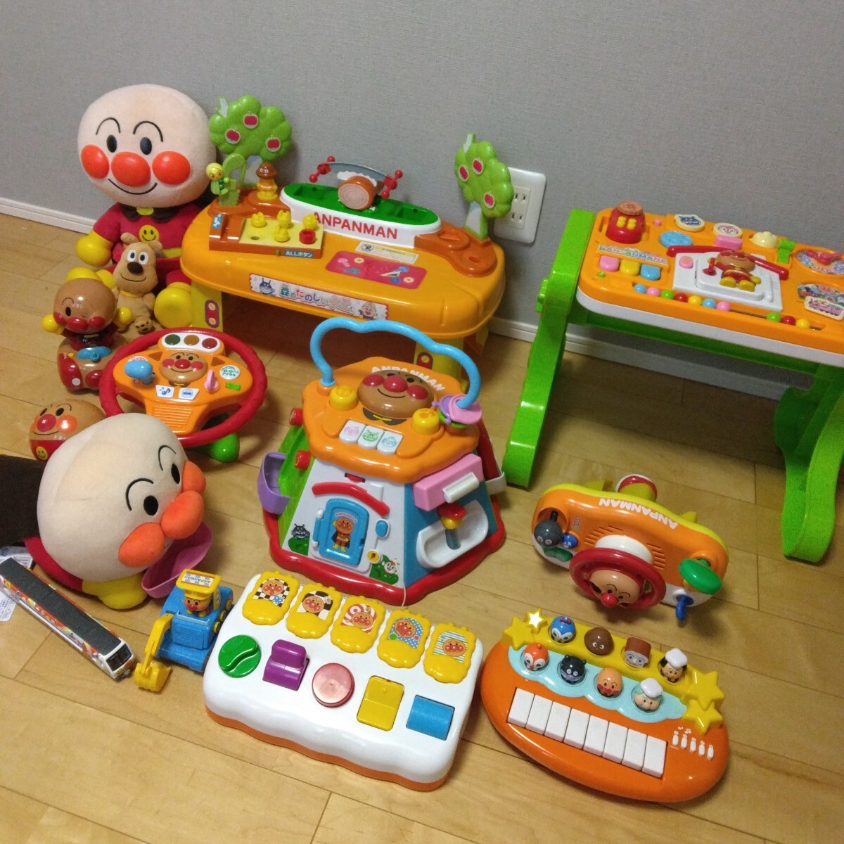 アンパンマン おもちゃまとめ売り　大量