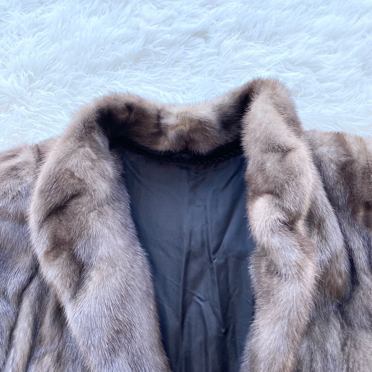 5つ星】THE AMERICAN FUR AWARDS AMERICAN ULTRA 毛皮コート 5つ星】THE AMERICAN FUR AWARDS AMERICAN ULTRA 毛皮コート