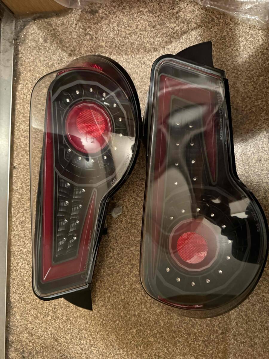 ハルリンドウの Amazon | ヴァレンティモト ジュエルLEDヘッドバルブZXシリーズ