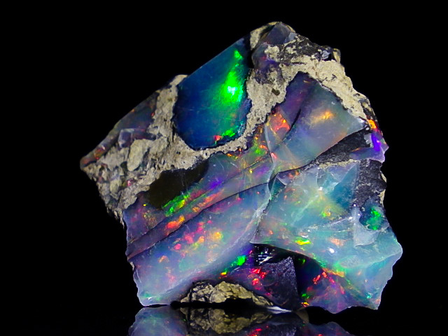 ☆天然セミブラックオパール原石☆10.5ct/20.3mm☆ラフロック ☆天然セミブラックオパール原石☆10.5ct/20.3mm☆ラフロック
