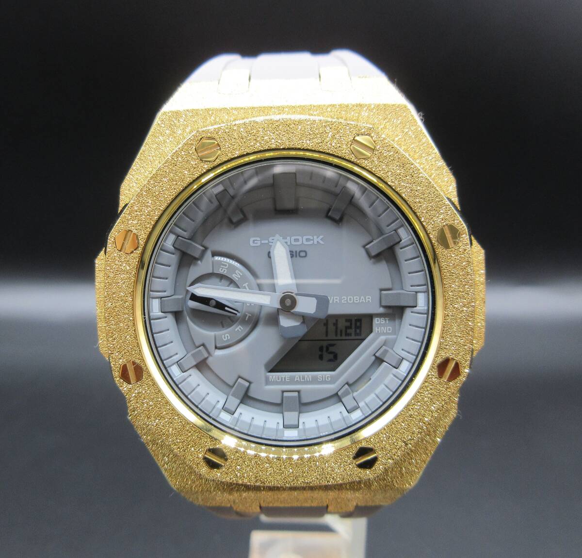 G-SHOCK GA2100 ジーショック ベゼル アフターダイヤ加工します モアサナイト オーデマピゲ ロイヤルオーク風(fēng) カスタム カシ フロステッド