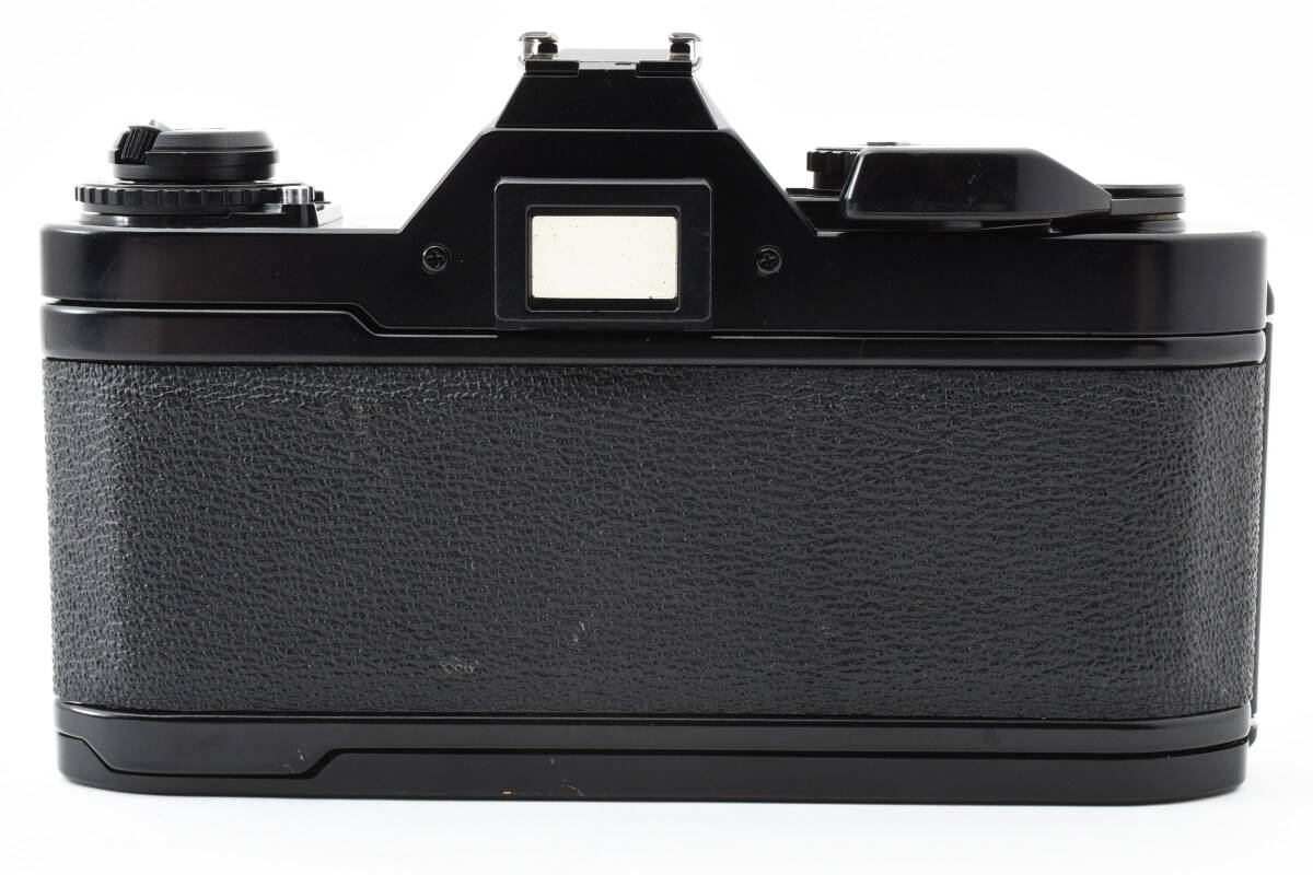 良品】 キャノン Canon AV-1 Black フィルムカメラ + New FD 良品】 キャノン Canon AV-1 Black フィルムカメラ + New FD